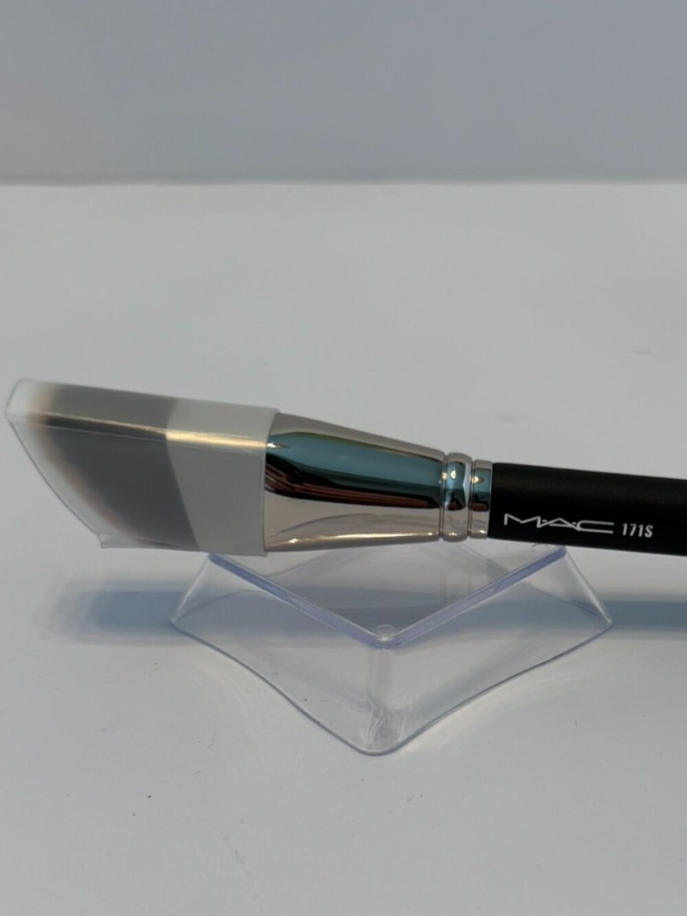 MAC 171S Smooth Edge All Over Face Brush - Liquid Cream Foundation Makeup NEW